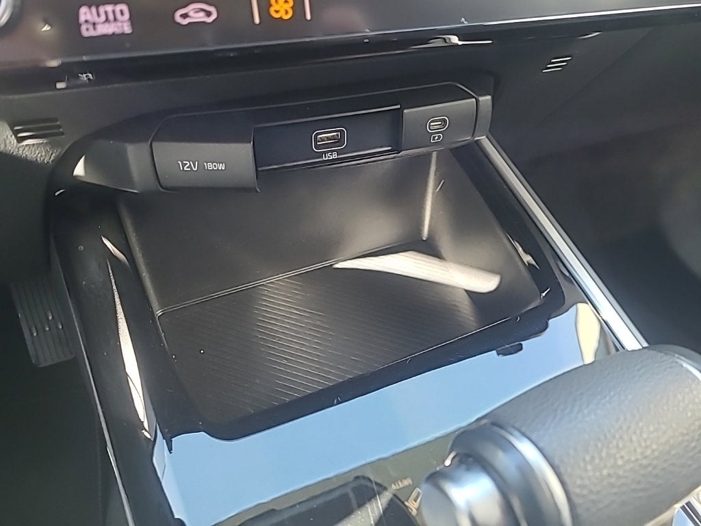 2025 Kia Niro LX