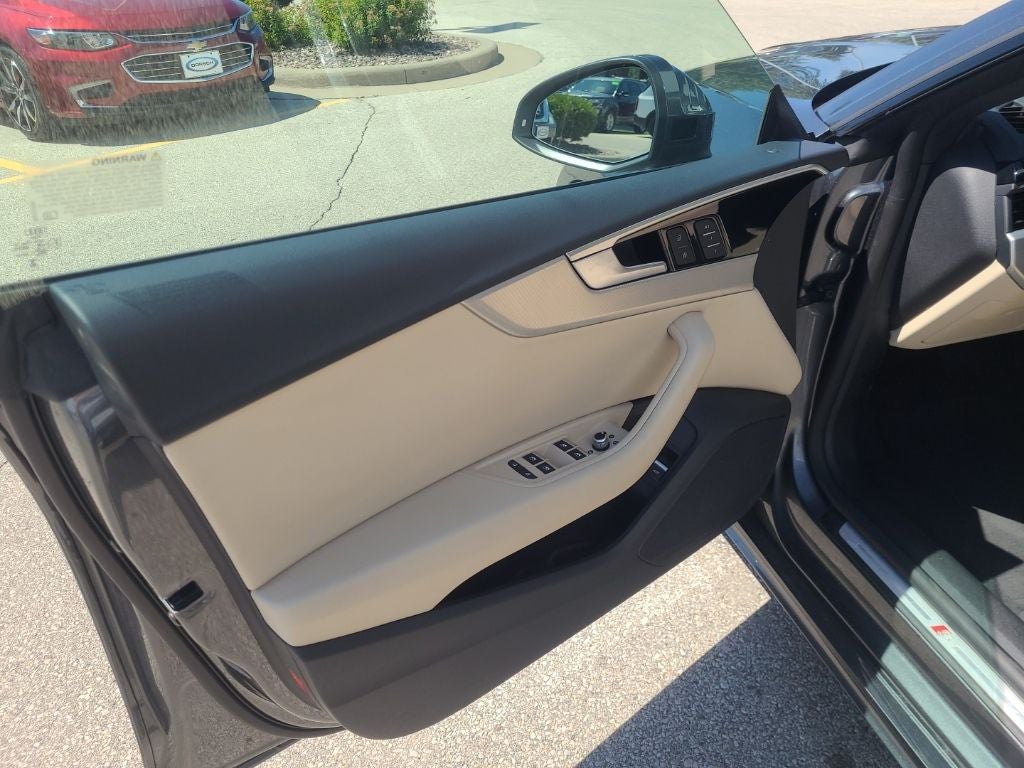 2025 Audi A5 Sportback 45 S line Premium quattro